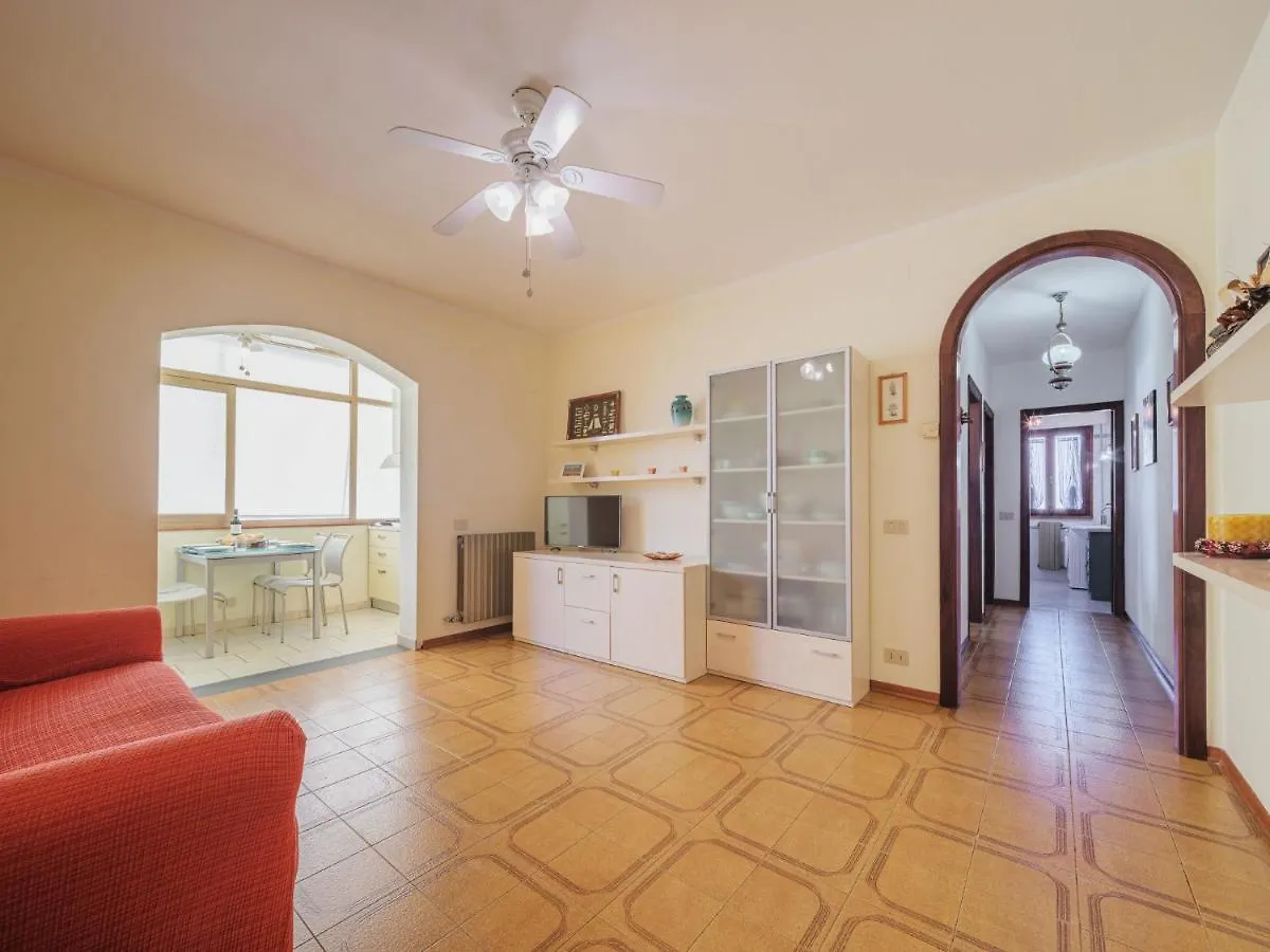 Apartment Dei Fiori By Interhome Lido di Camaiore
