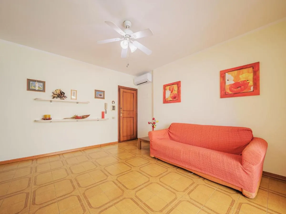 Apartment Dei Fiori By Interhome Lido di Camaiore